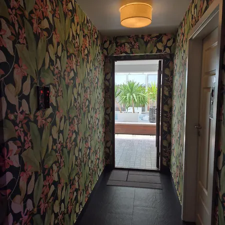 Amber & - Enklawa Dla Doroslych (adults Only)